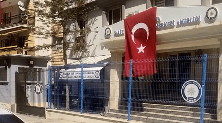 Son Dakika: İzmir’deki karakol saldırısında şehit sayısı 3’e çıktı