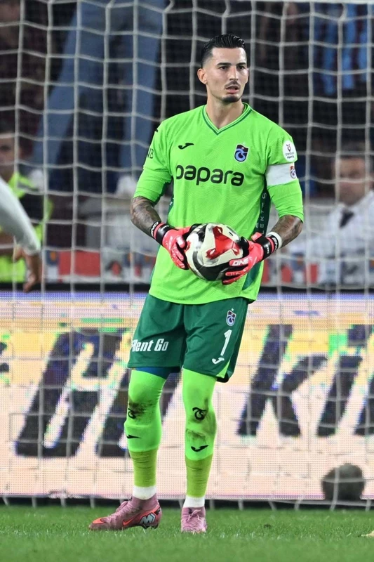 uğurcan çakır trabzon