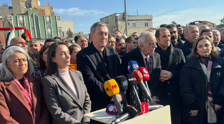 DEM Parti’nin Nusaybin çıkışı sınırda gerginliğe yol açtı